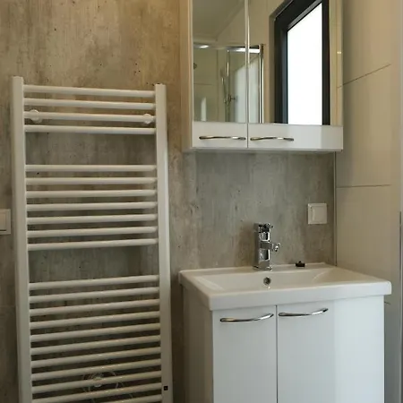 Hofparken Wiltershaar - Groepsaccommodatie Met Prive Wellness Apartment Kotten