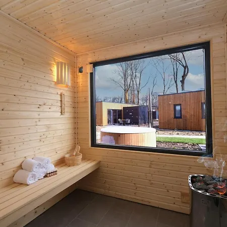Daire Hofresidentie Amalia Met Hottub & Sauna | Prive Zwemvijver | 20 Pers.